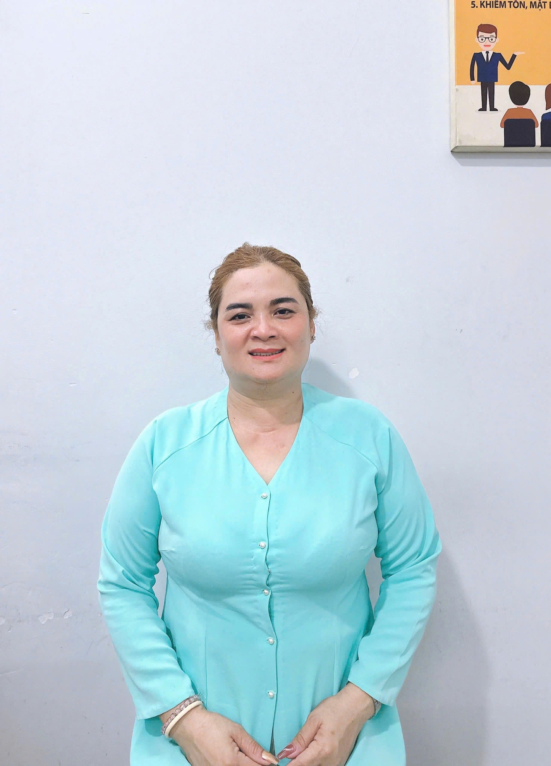 Chị Trần Thị Thơ, sinh năm 1980, quê Đồng Tháp cần tìm việc