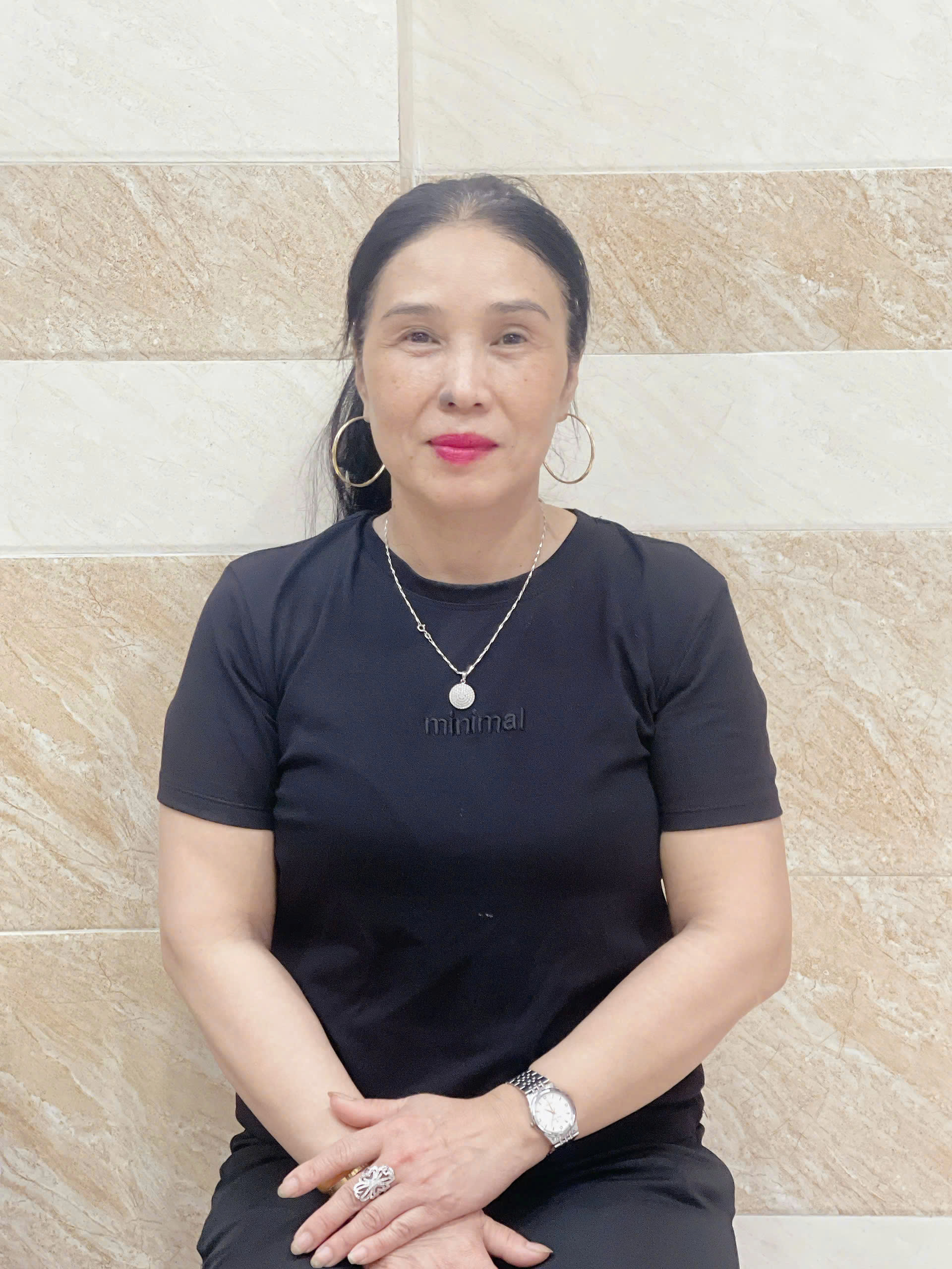 Cô Bình (1974) - Người giúp việc tận tâm, chu đáo