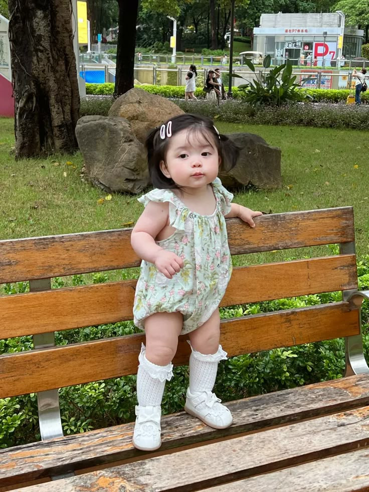 Tuyển cô Chăm Bé Nhẹ Nhàng - Khu Phú Mỹ Hưng