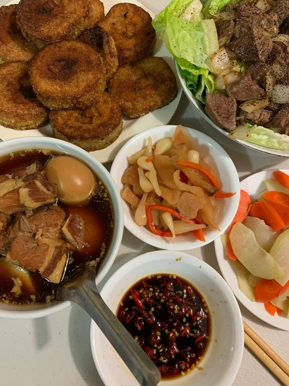 - Gia đình đang cần 1 chị giúp việc nhà tại Hoàng Văn Thụ, Tân Bình.