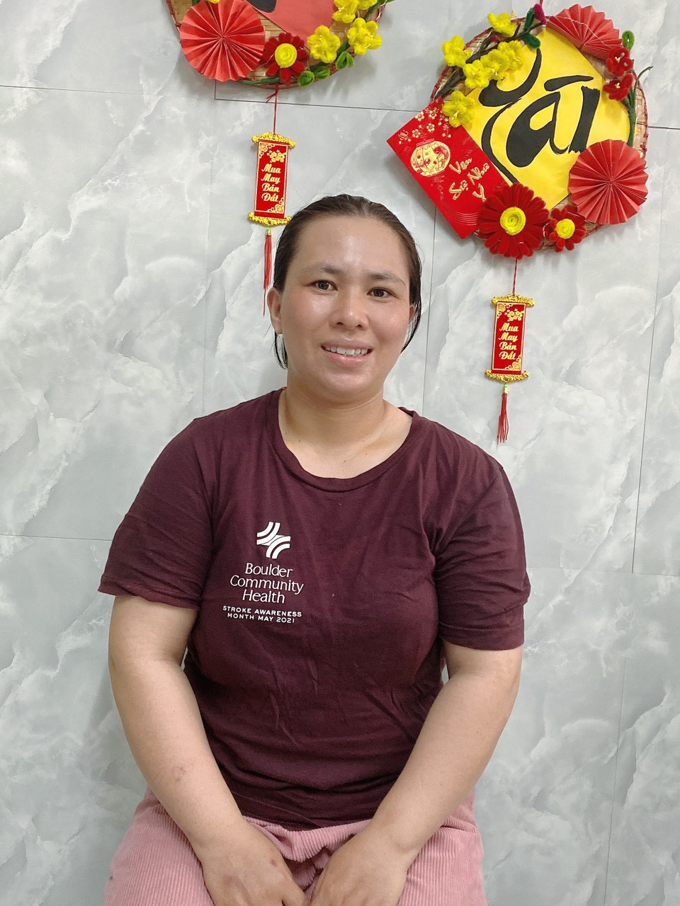 Chị Tuyết đang tìm việc bao ăn ở lại ạ