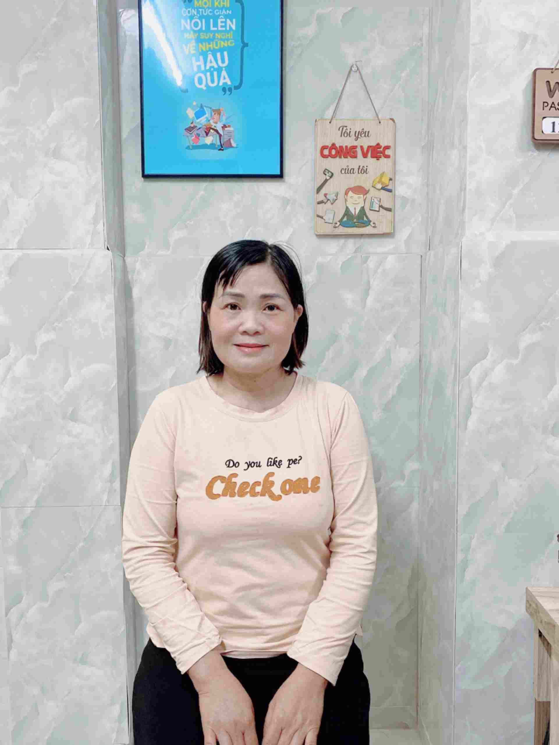 Chị Trần Thị Sơn, sinh năm 1973, quê Ninh Thuận Cần Tìm Việc, Liên Hệ 0982845784 Để Gặp Chị