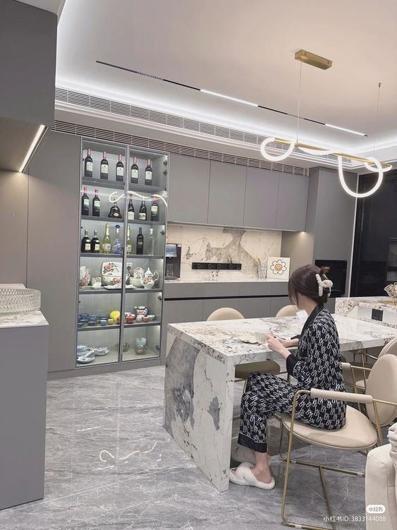 Cần tìm gấp 1 chị chuyên giúp việc nhà, nấu ăn BAO ĂN Ở LẠI