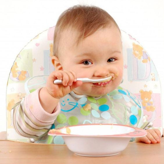 Tìm chị chăm em bé 6 tháng bao ăn ở tại Bình Tân