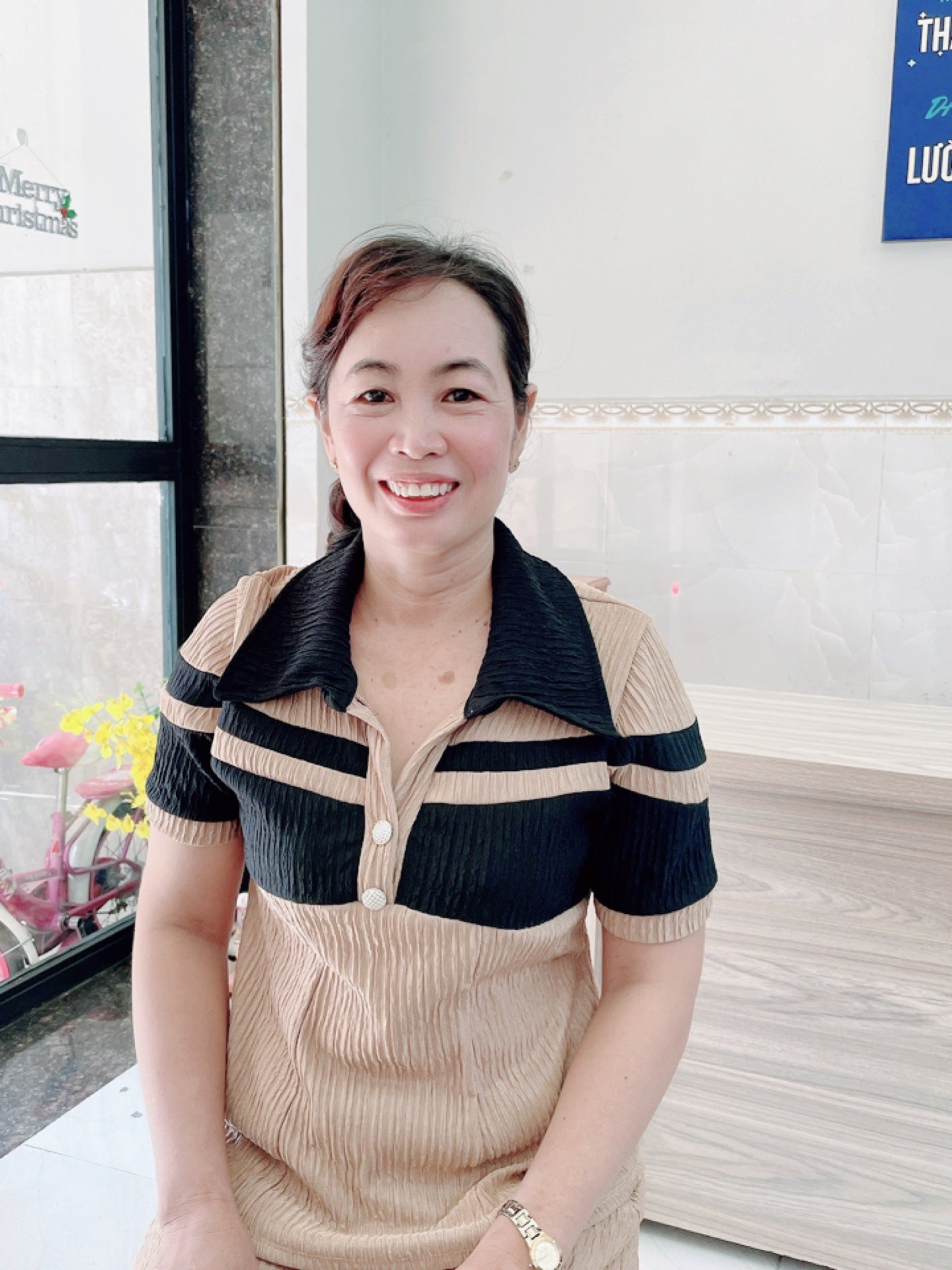 Chị Ngoan đang tìm việc bao ăn ở lại ạ