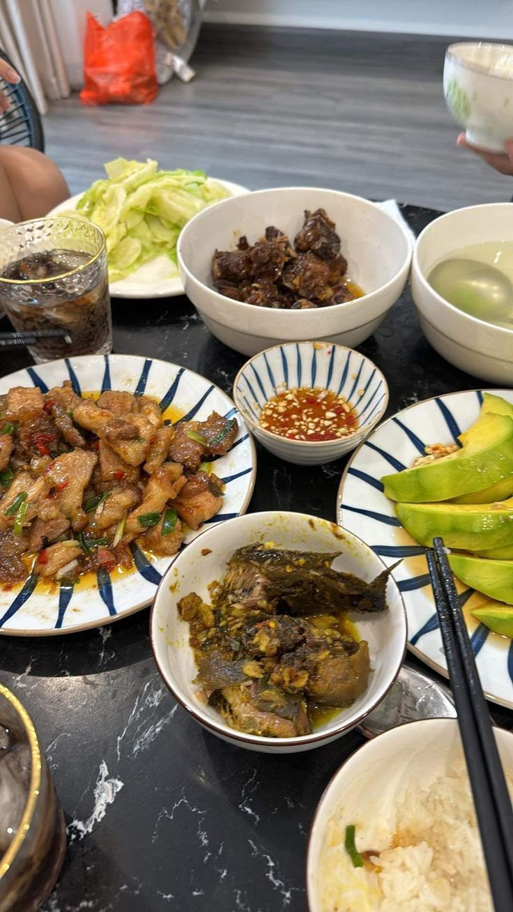 Tuyển Gấp Giúp Việc Nhà Quận 2 - Lương  13 triệu - BAO ĂN Ở LẠI