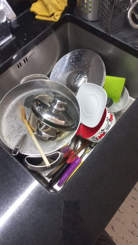 Cần cô giúp việc nhà bao ăn ở cho gia đình 4 người lớn