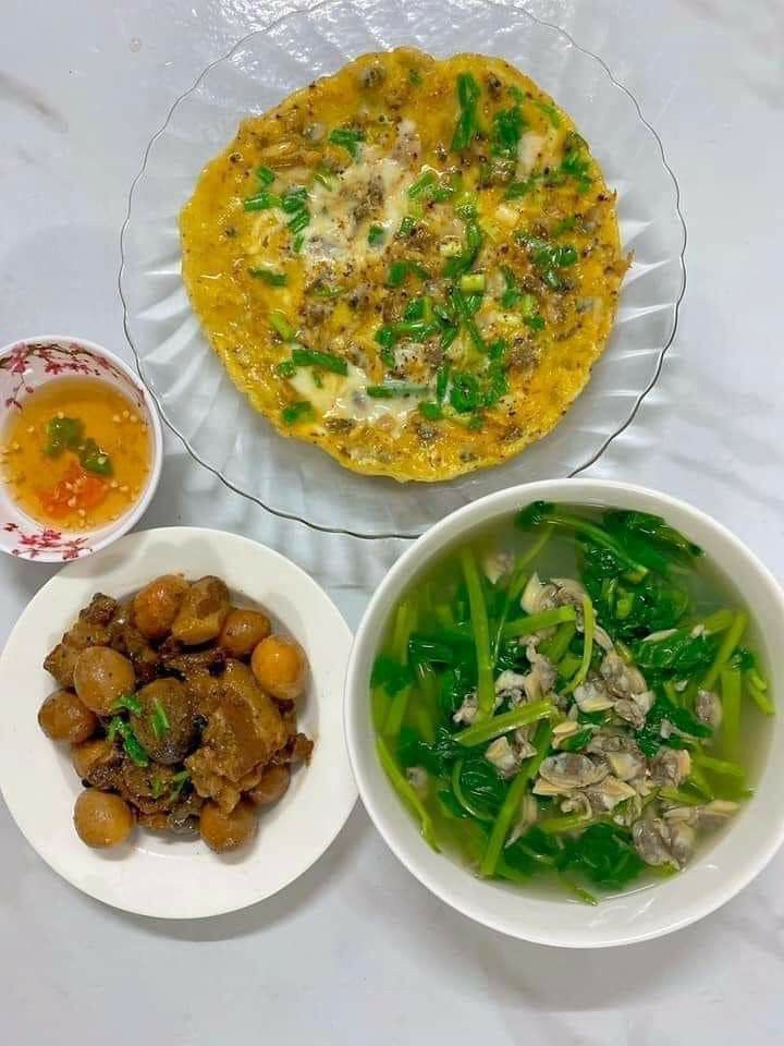 QUẬN 7 HỒ CHÍ MINH  CẦN CÔ GIÚP VIỆC NHÀ Ở LẠI LƯƠNG 13 TRIỆU/ THÁNG