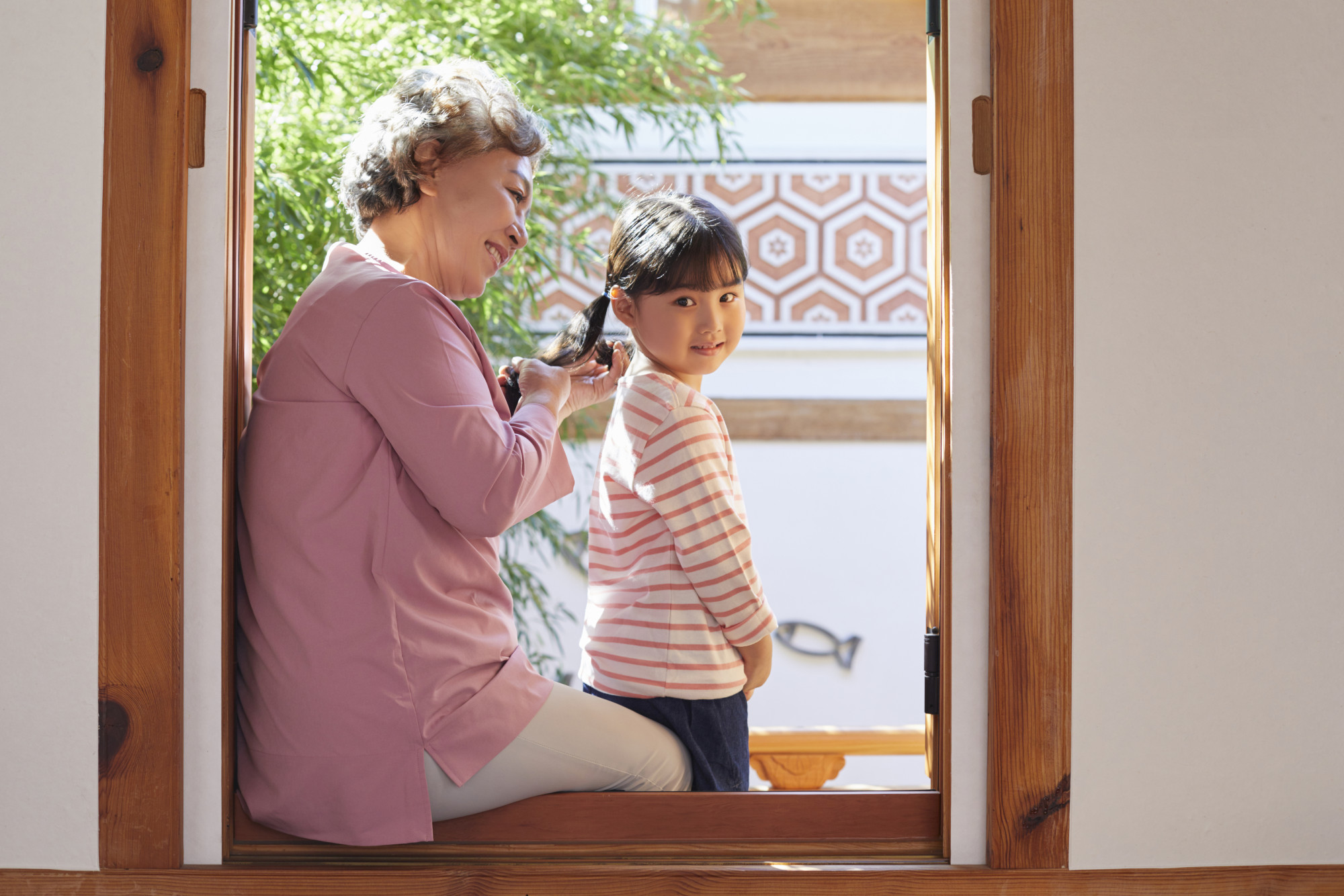 Em tìm nhờ chị về ở với cô Hương tại quận Củ Chi Lương 9tr bao ăn ở