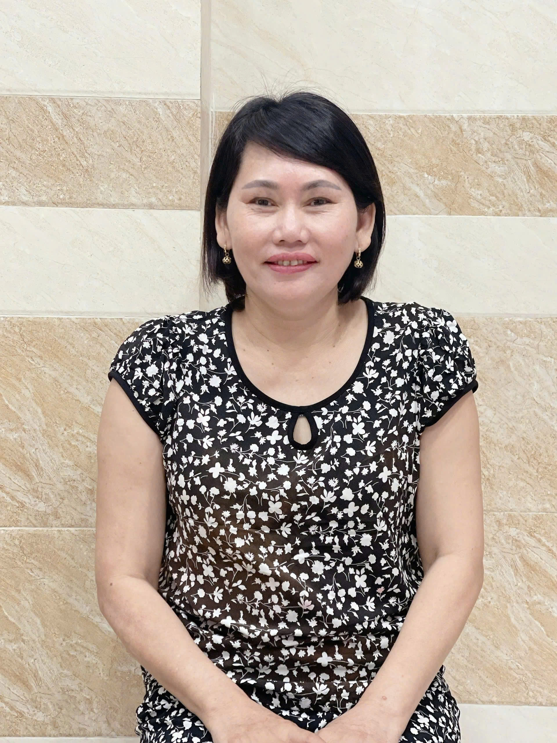 Chị Phan Thị Sương, sinh năm 1972, quê Đắk Lắk, muốn tìm công việc chăm sóc ông bà và ở lại