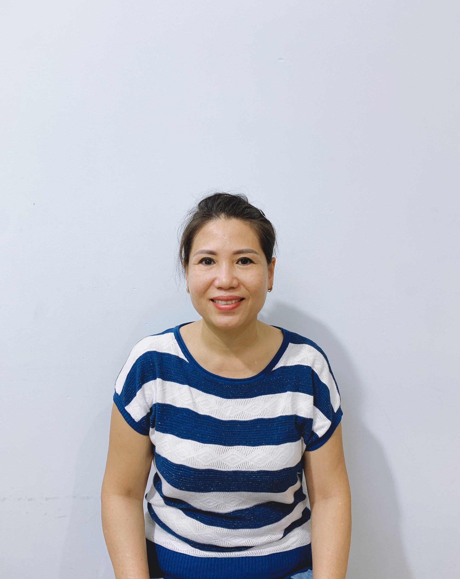 CHỊ QUÊ MIỀN TRUNG CHỊU THƯƠNG CHỊU KHÓ TÌM VIỆC LÀM.