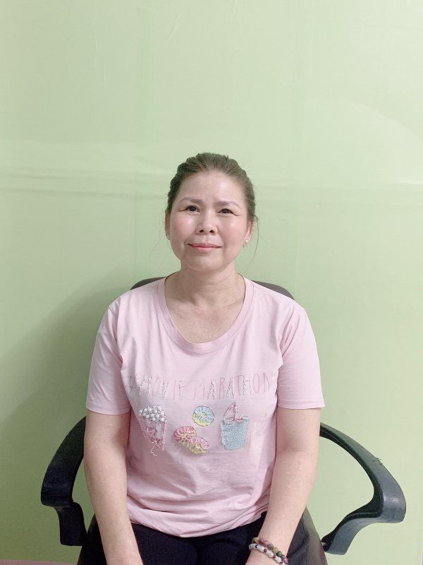 Nguyễn Thị Trang - 1978 -Tây Ninh - có bằng hộ lý - chuyên chăm ông bà, người bệnh