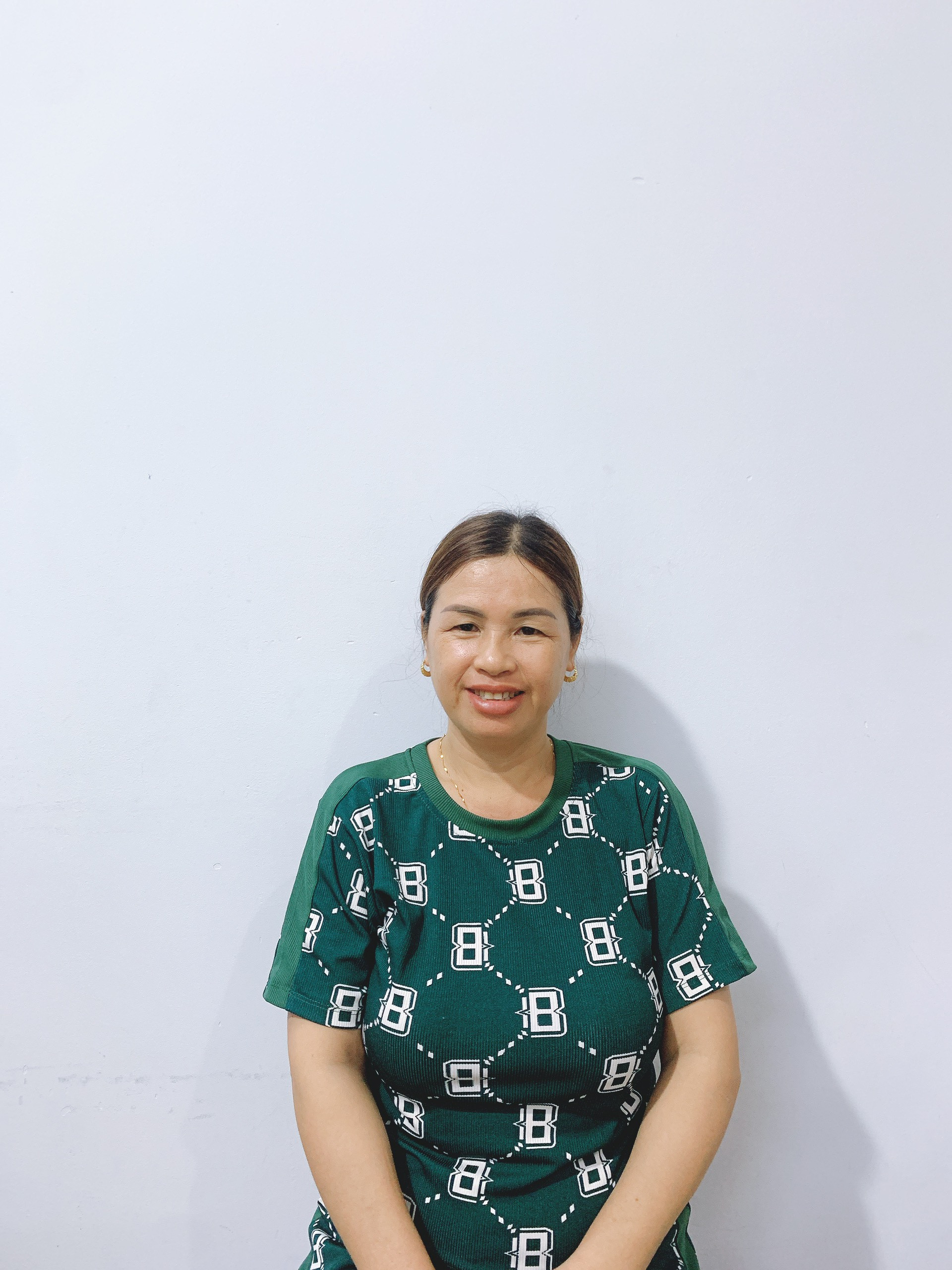 Chị Đông quê miền Bắc vào SG tìm việc làm ăn ở lại gia đình