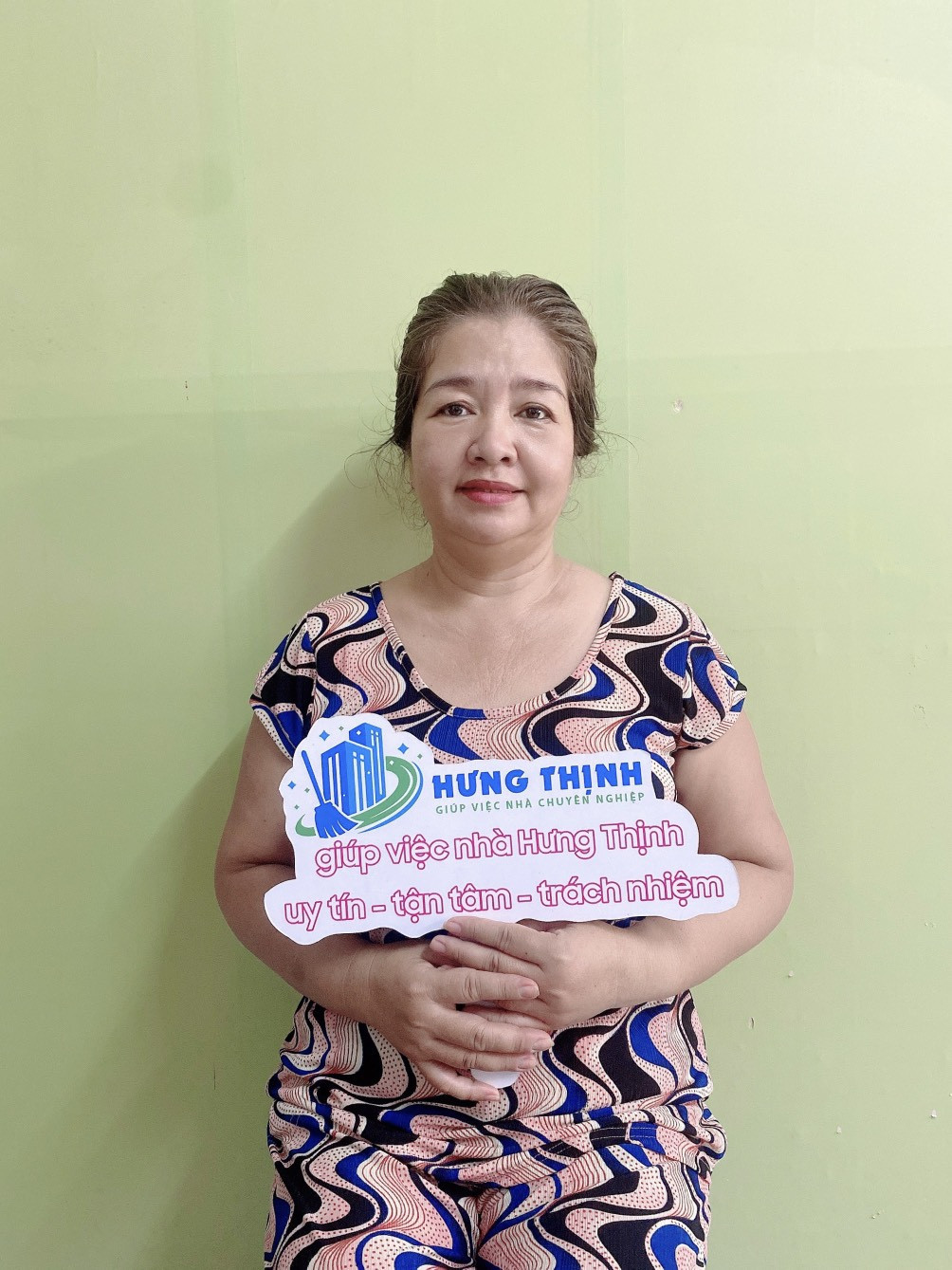 Em Tìm Việc Làm Cho Chị Dung - 50 Tuổi - Người Miền Tây Ạ