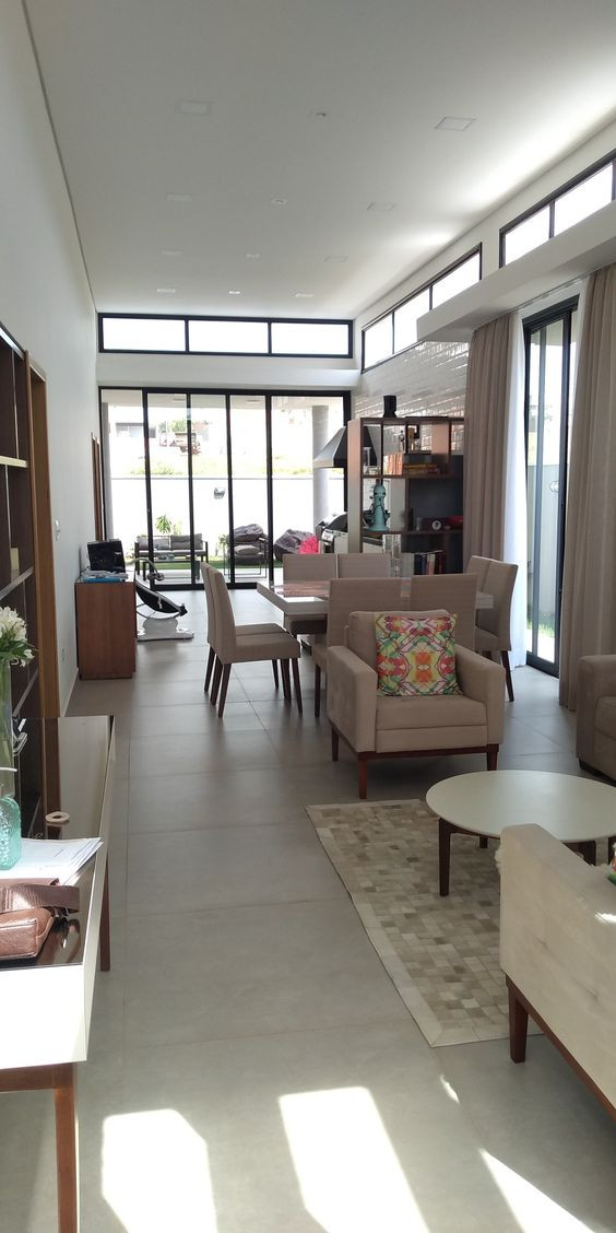 Tuyển chị giúp việc bao ăn ở, Làm việc ở gần ngay Ngã Tư Phú Nhuận.