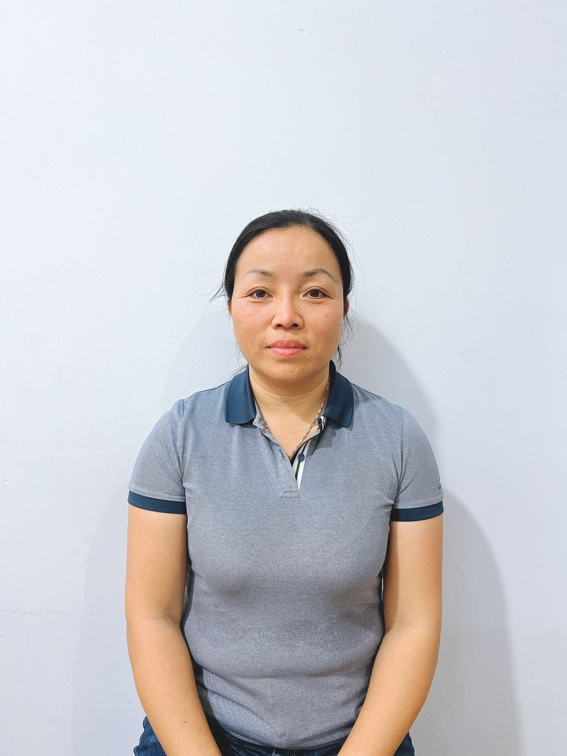 Chị Thủy , sn 1977 , người miền Trung đang tìm công việc GIÚP VIỆC NHÀ - CHĂM ÔNG BÀ