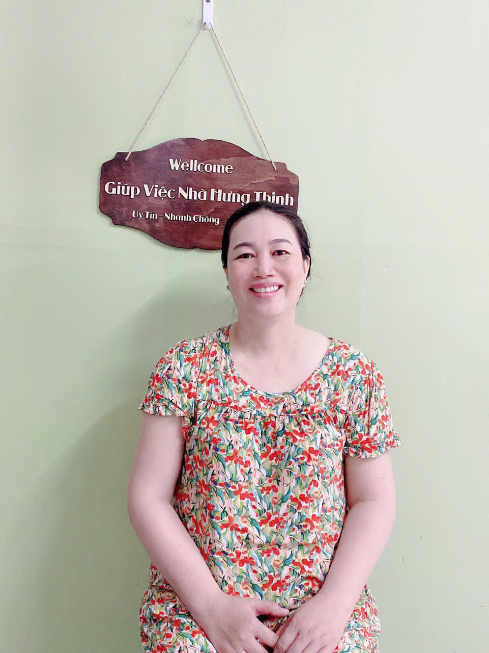 Em tìm việc giúp cô Hồng (1976) - Người giúp việc tận tâm, chu đáo