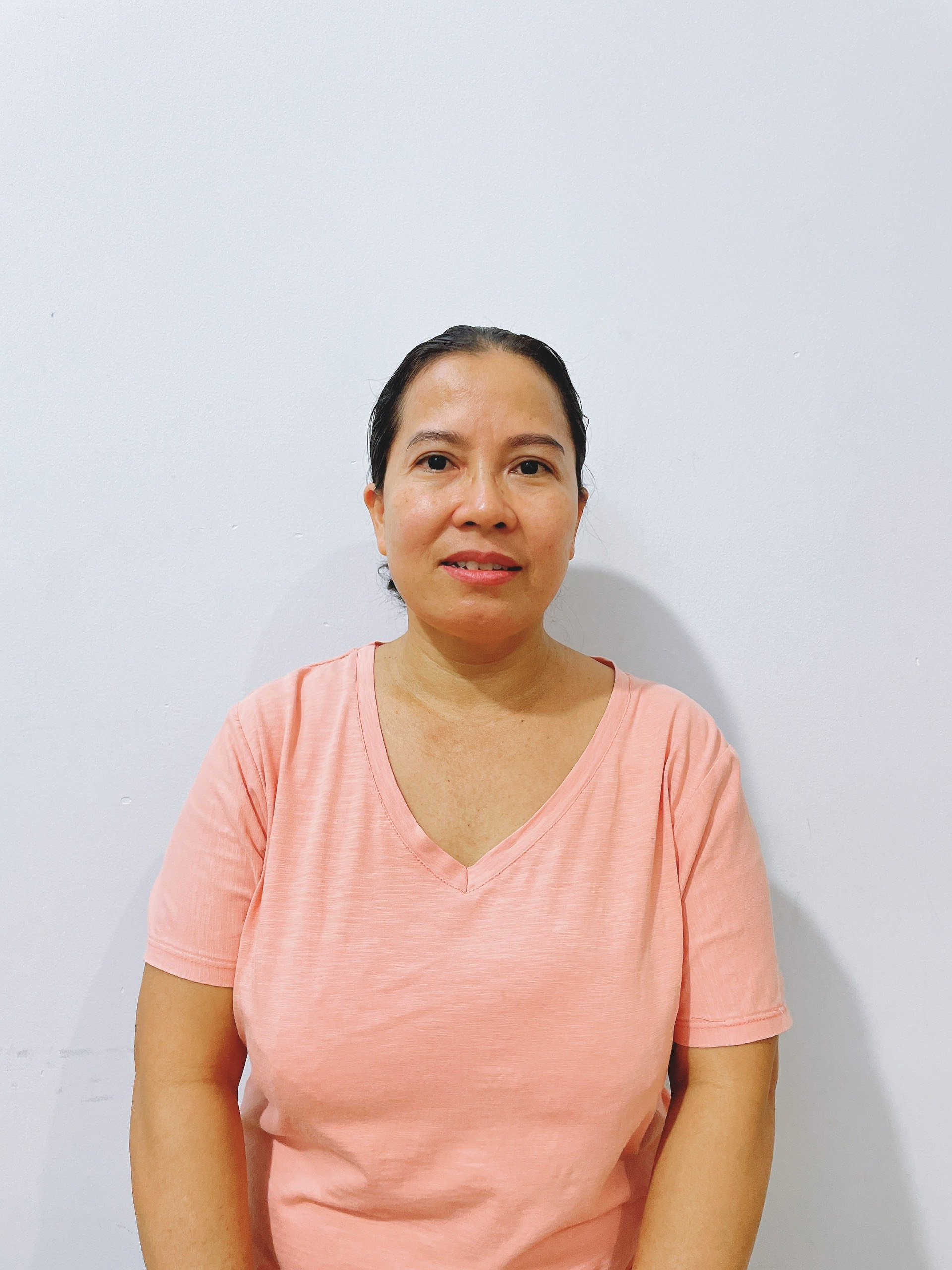 Chị Tuyết miền Trung đi làm không vướng bận giỏi việc nội trợ, chăm em mát tay