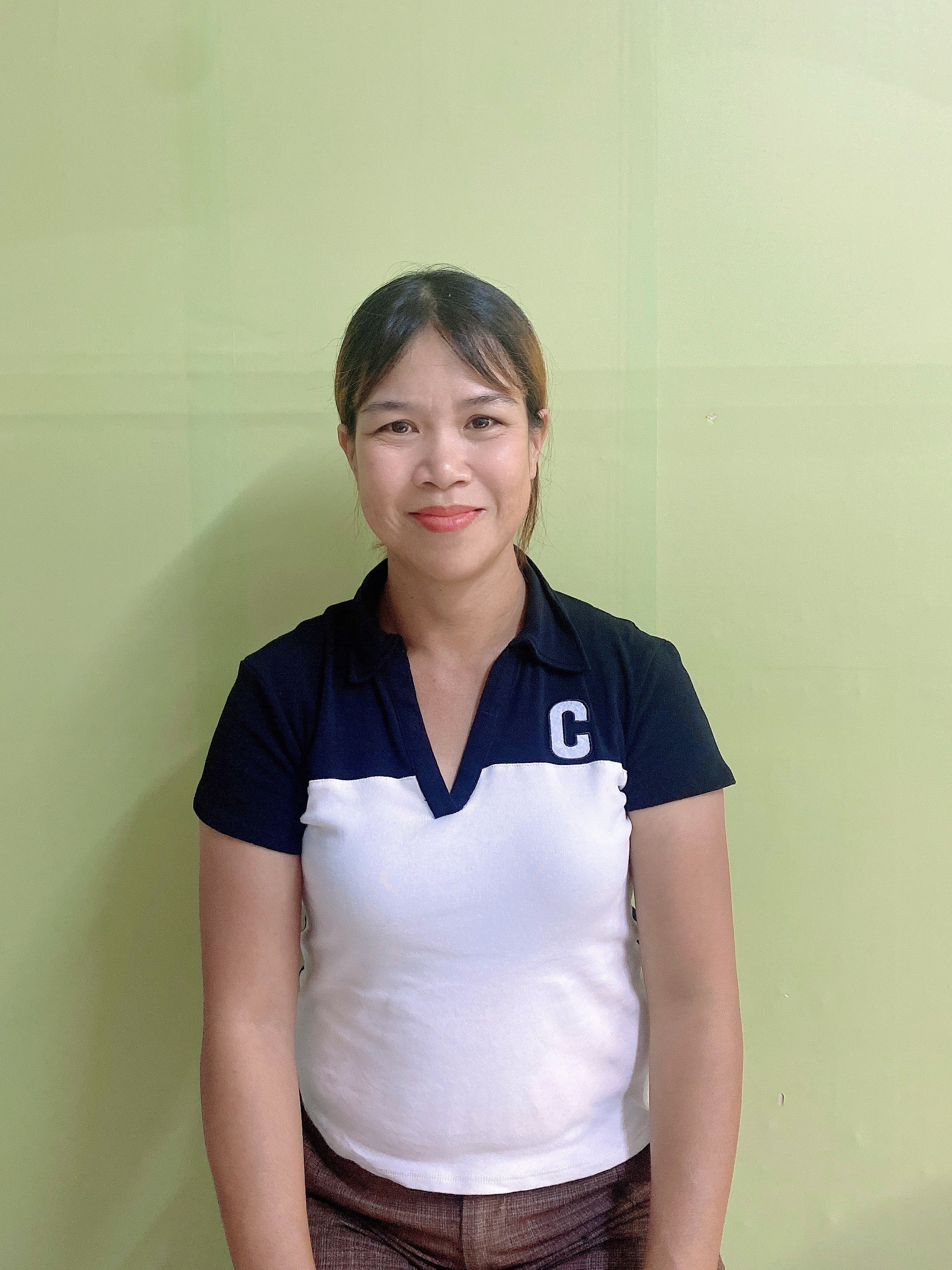 Chị Nguyễn Thị Nhạn sn 1987 quê Đaklak - từng làm trường mầm non CHĂM EM BÉ, GIÚP VIỆC NHÀ