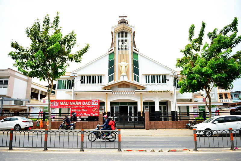 Gần nhà thờ Gò Vấp em cần một cô không yêu cầu vùng miền về làm việc nhà cho gia đình em nha