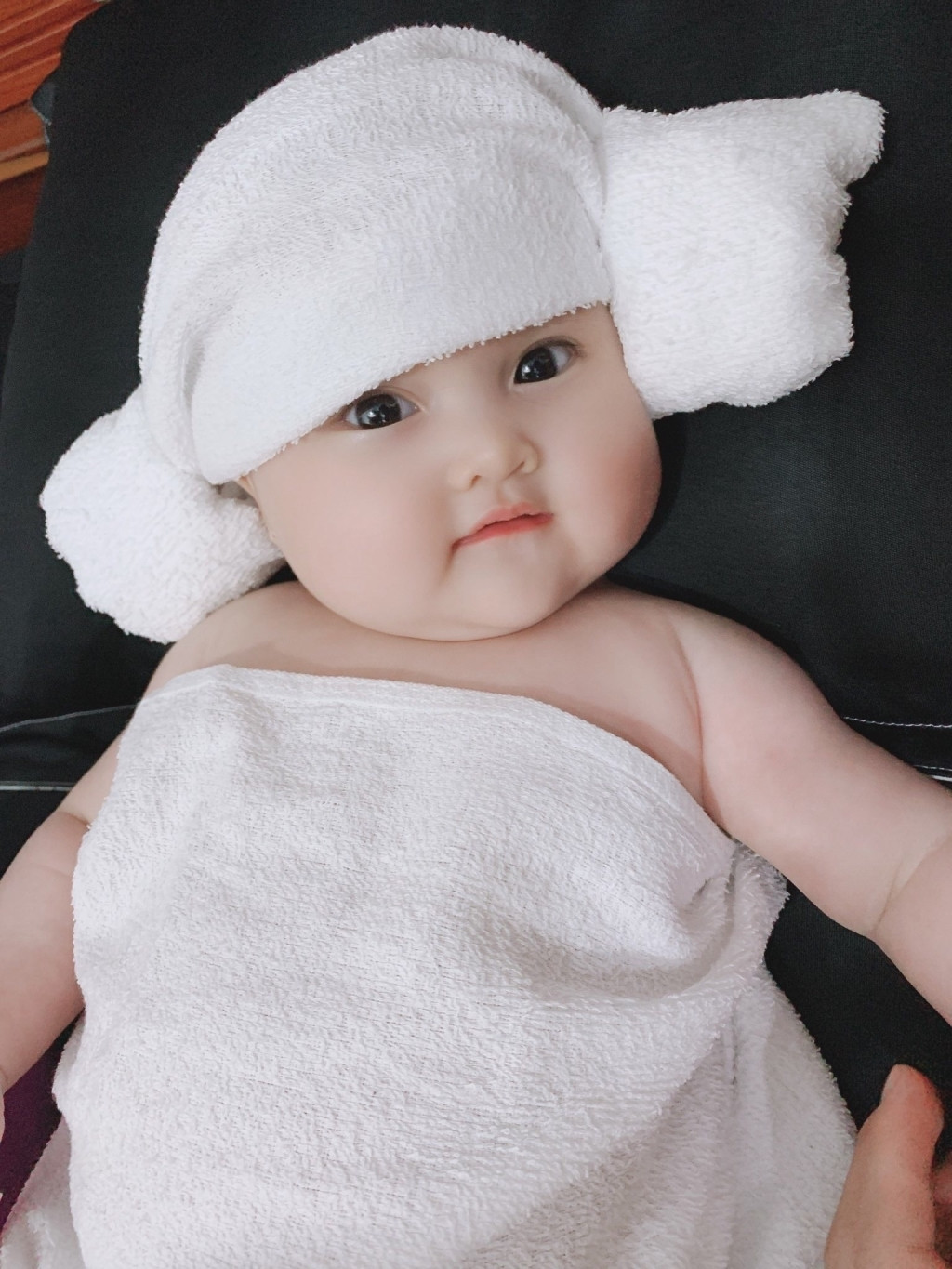 Cần gắp cô bảo mẫu giữ em 1 tháng ở Thủ Đức , cô phải có kinh nghiệm chăm hiện đại