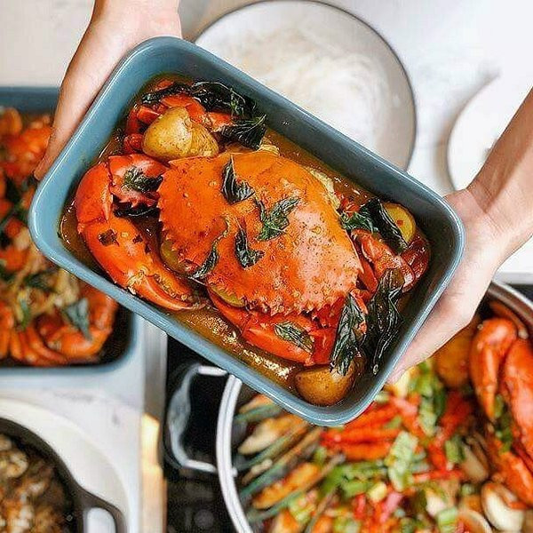 Tuyển gấp phục vụ, tạp vụ - bao ăn ở. từ > 16t làm việc tại Nhà hàng ở Q1