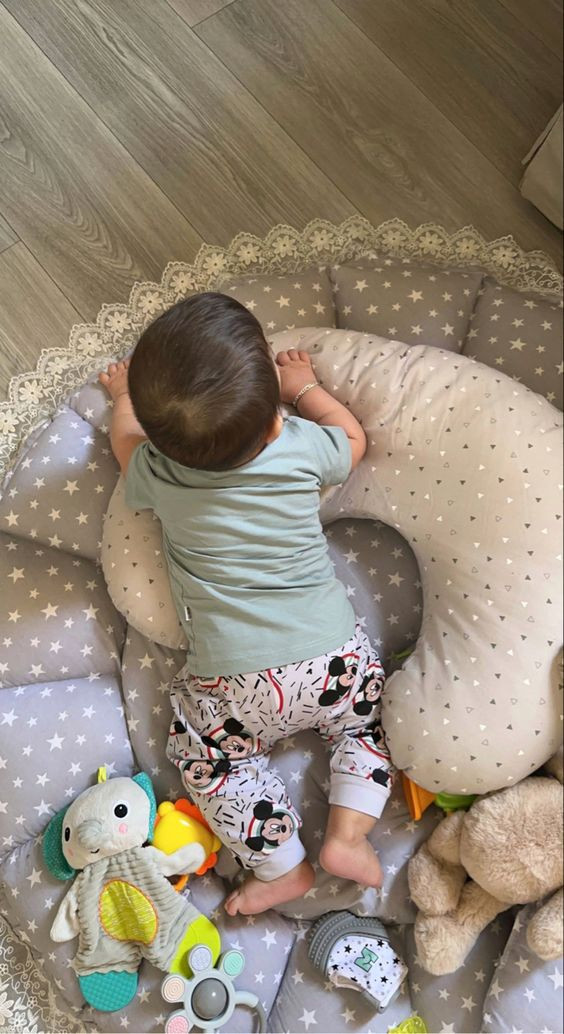 BÉ 4 THÁNG CẦN TÌM CÔ BẢO MẪU VỀ CHĂM SÓC  TẠI HOÀ HẢO QUẬN 10