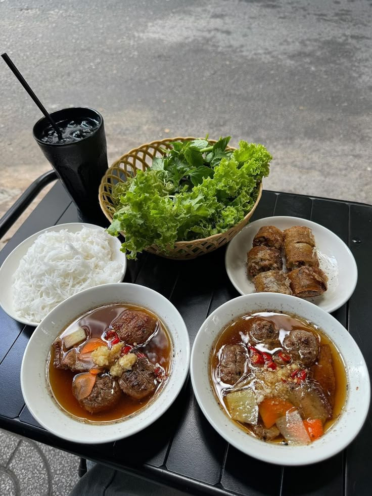 Tuyển Gấp Giúp Việc Nhà Quận 6 - Lương Cao, Không Yêu Cầu Kinh Nghiệm!