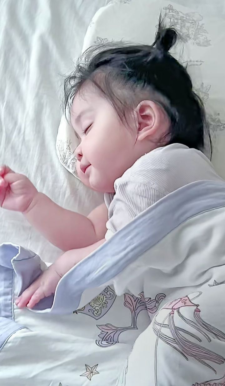 HÔM NAY EM CẦN TÌM GẤP 1 CHỊ CHUYÊN CHĂM BÉ 13 THÁNG TUỔI BAO ĂN Ở LẠI