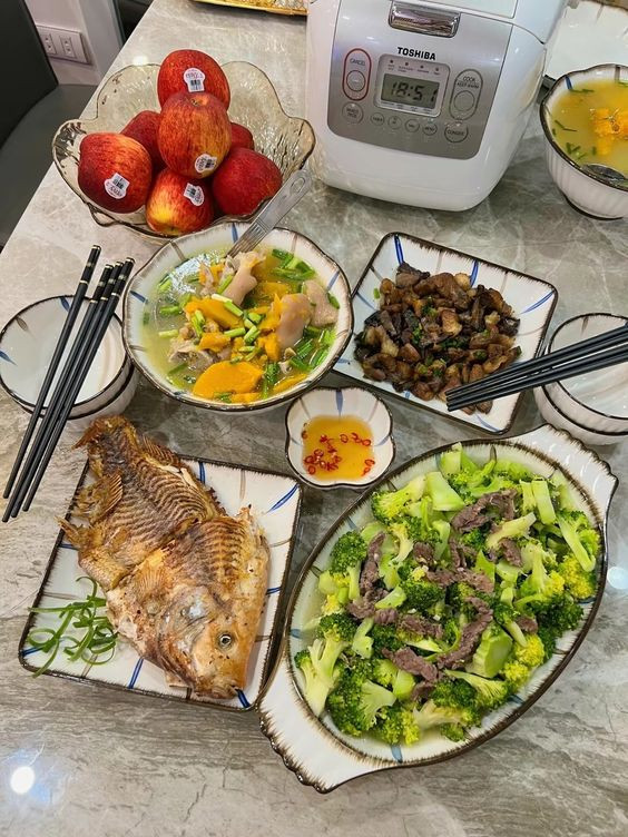 Tuyển chị giúp việc nhà nấu ăn cho gia đình 2 người bao ăn ở lại tại Tân Bình