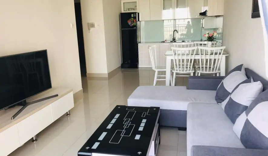 Nhà  chung cư ở quận gò vấp ( bao ăn ở)  cần chị Bảo mẫu, lương 12 triệu.