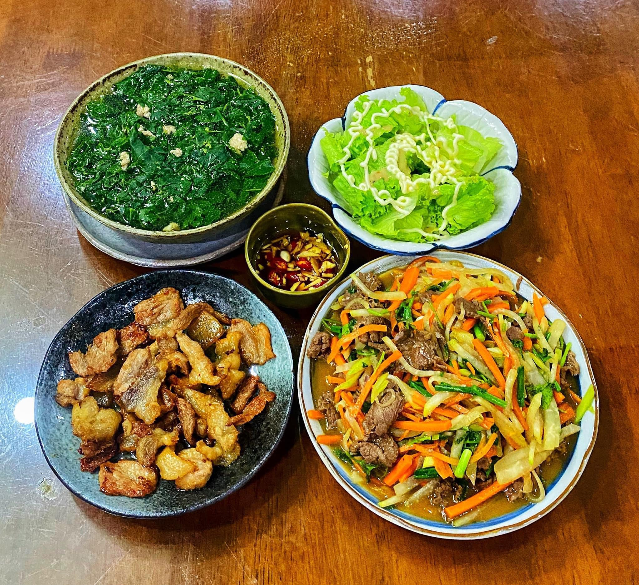 CẦN CHỊ GIÚP VIỆC NHÀ BAO ĂN Ở QUẬN 1