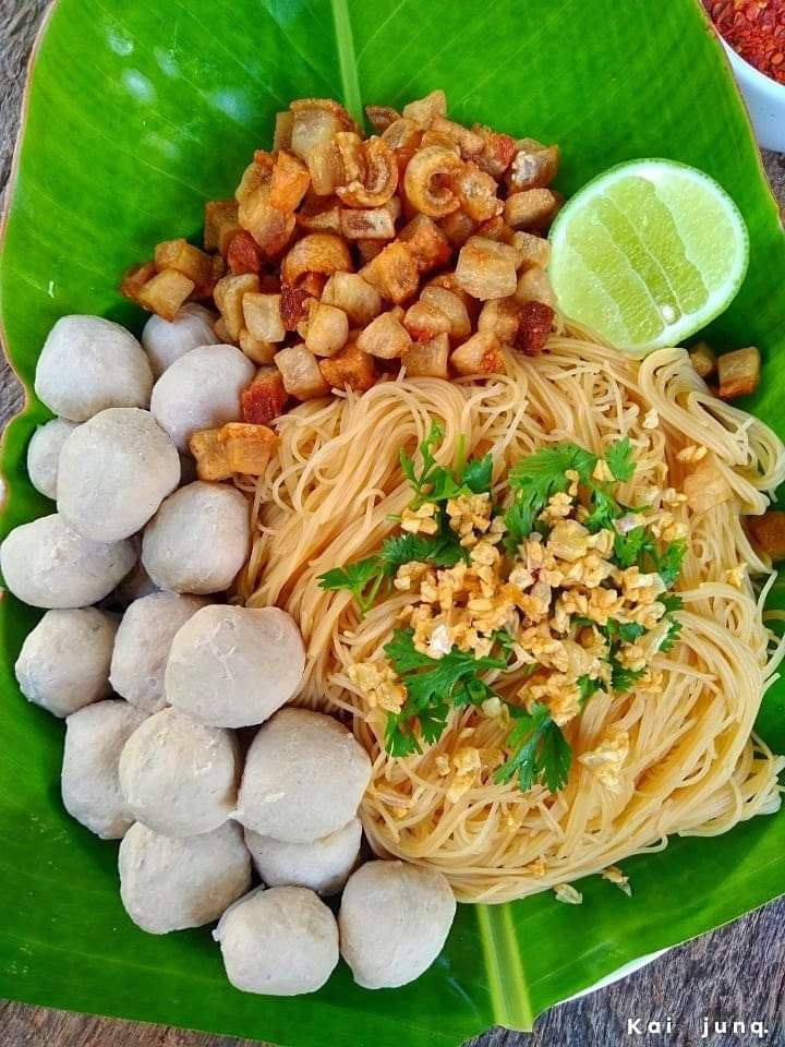 nhà 1 trệt 1 gác lửng nhỏ ở đường Bình Qưới Quận Bình Thạnh cần thuê cô giúp việc  đi làm ngay