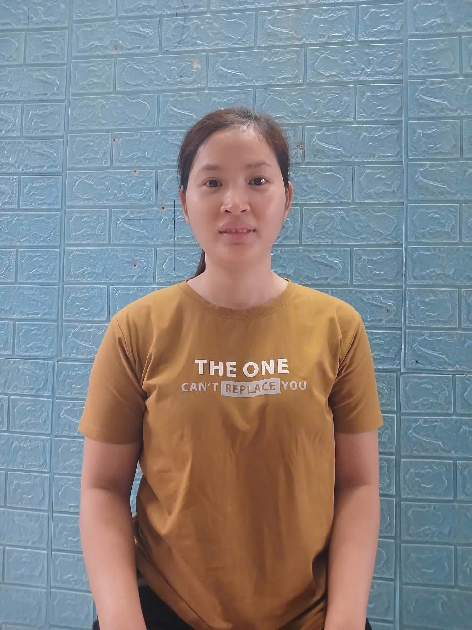 Cô Trang, 1993 Ninh Thuận cần tìm việc