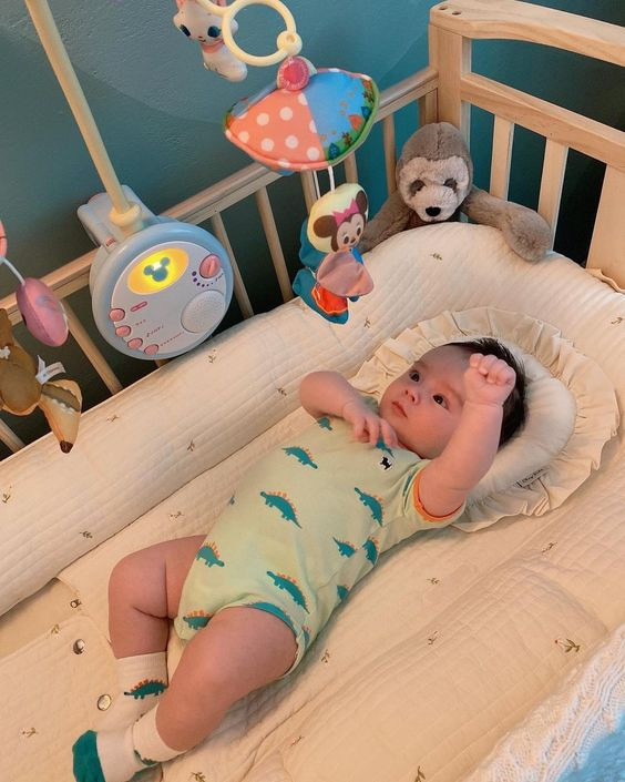 Em cần chị chăm con trai đầu lòng, nhà 2 vợ chồng và embe ở chung cư Thủ Đức.