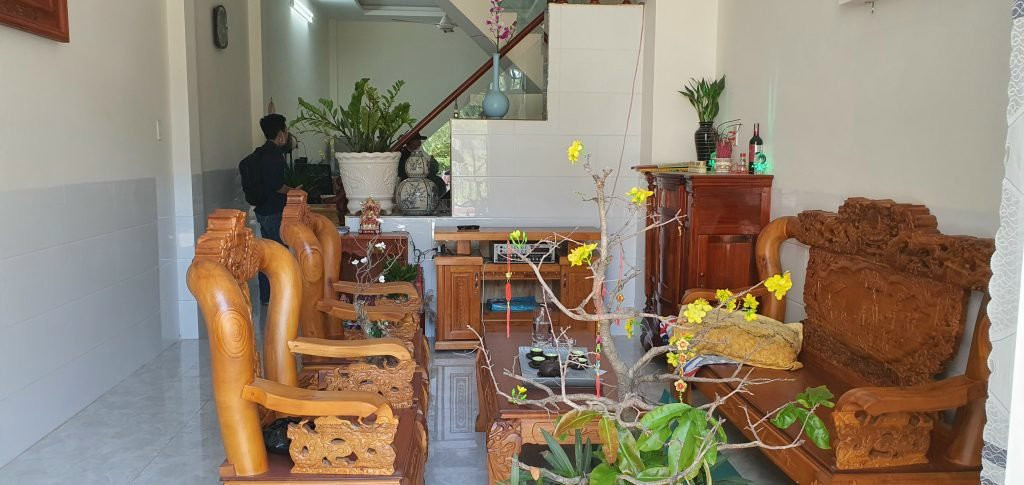 Gia Đình Em Tìm 1 Chị Giúp Việc Nhà Ở Đường Lã Xuân Oai -Quận 9 Lương Tháng 10 Triệu Bao Ăn Ở