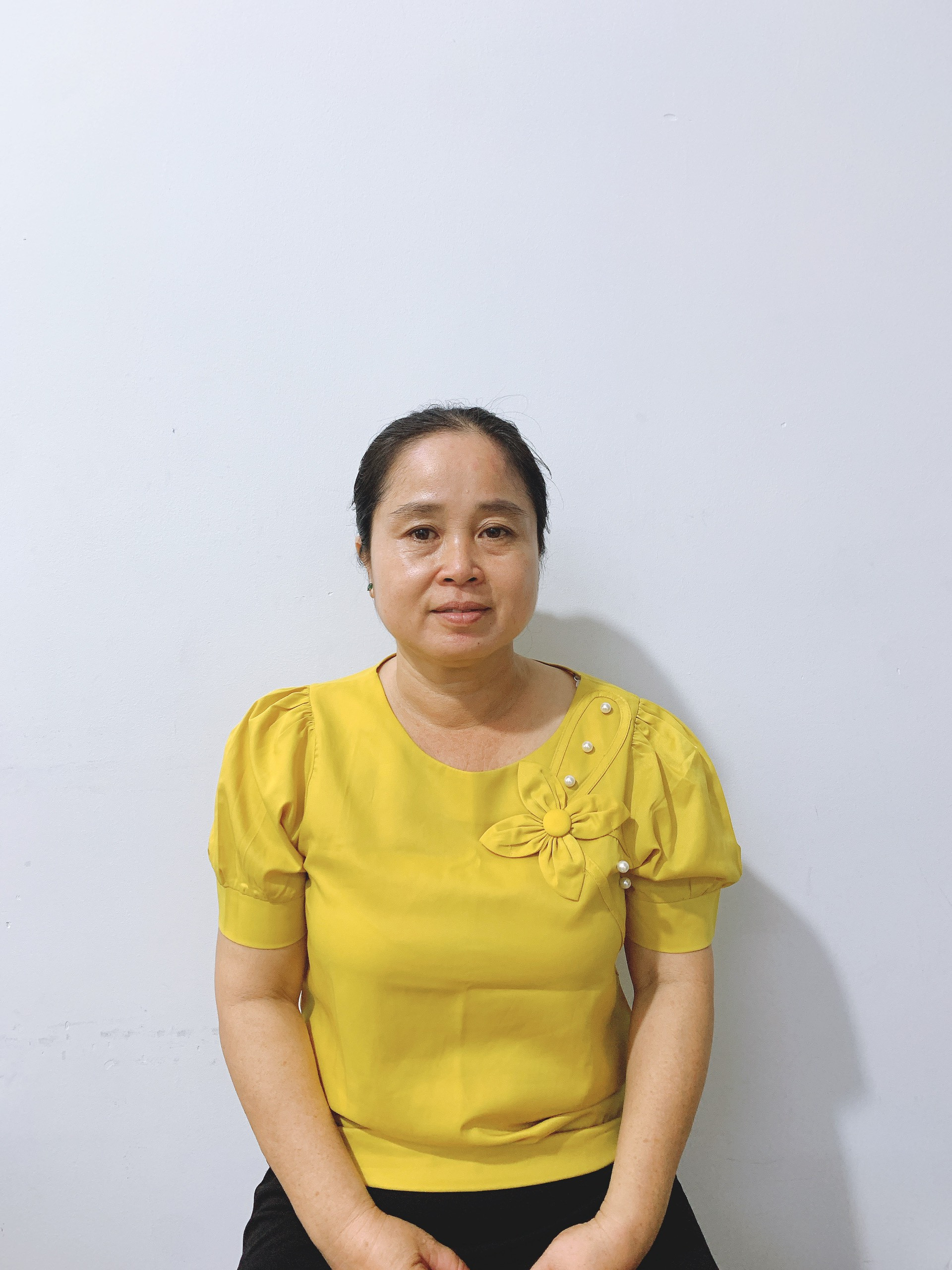 Chị Linh Miền Tây Thật Thà Đi Làm Kiếm Tiền Lo Kinh Tế Gia Đình