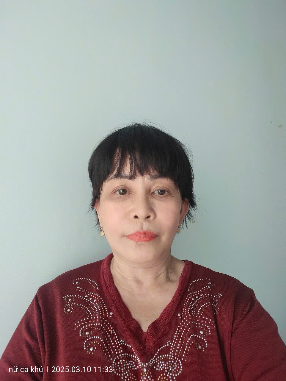 Cô NGUYỄN THỊ KIM HƯƠNG sinh năm 1967 hiện tại ở Quận 9 - HCM cần tìm việc ở lại