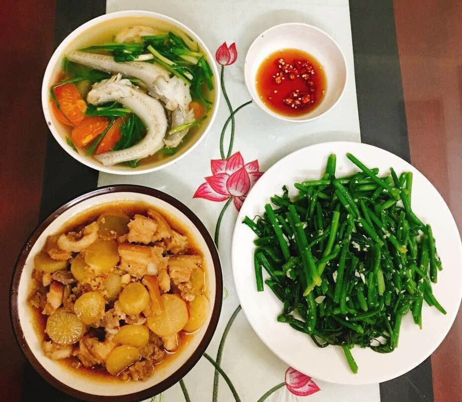 Gia Đình 4 Người Lớn Cần Tìm 1 Chị Giúp Việc Nấu Cơm Lương 10Tr Quận 10