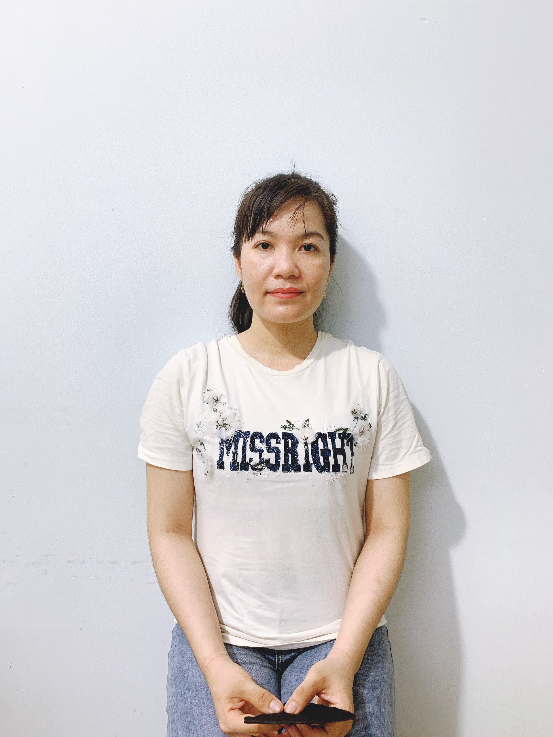 CHỊ TRẺ HIỀN LÀNH CHỊU KHÓ , BIẾT ĐI XE MÁY TÌM VIÊC GIÚP VIỆC NHÀ