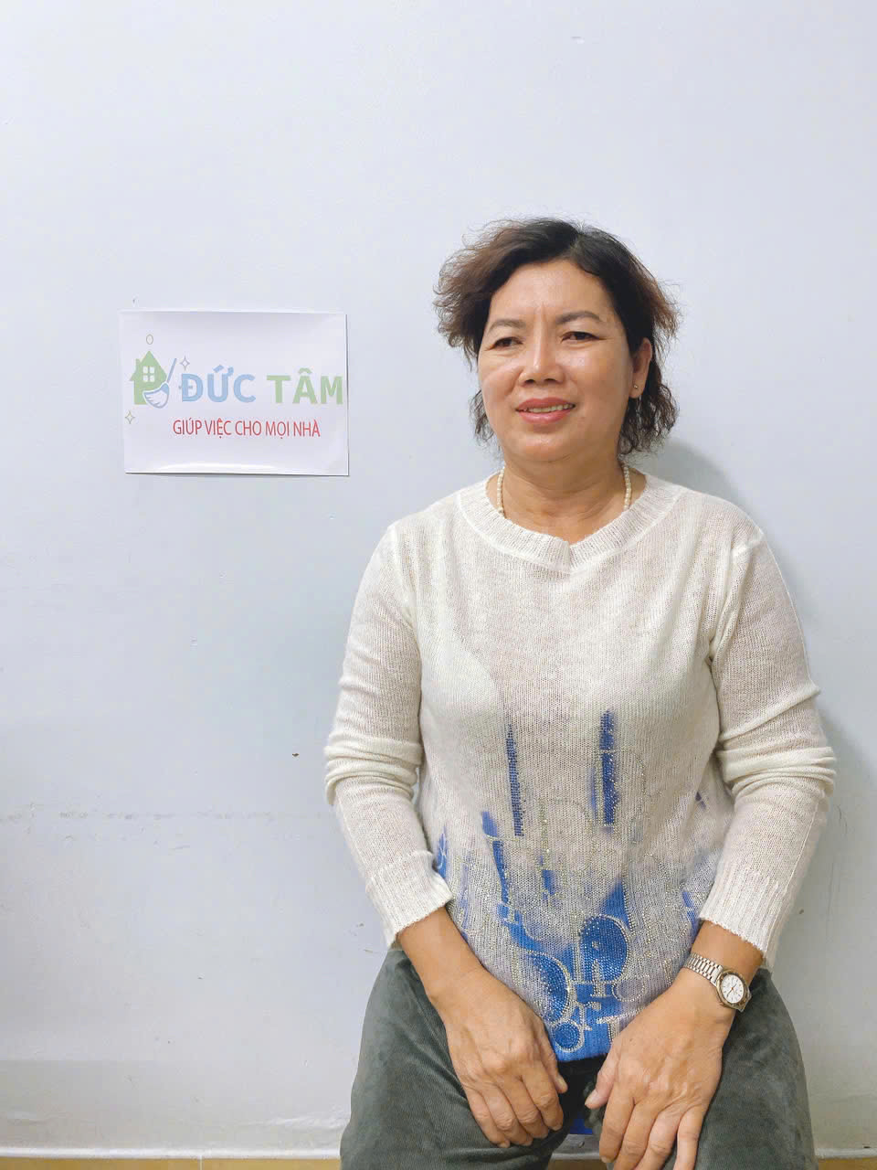 Cô Nguyễn Thị Nở - Năm sinh: 1970- Quê quán: Bình Thuận. nhỏ nhẹ siêng năng cần tìm việc