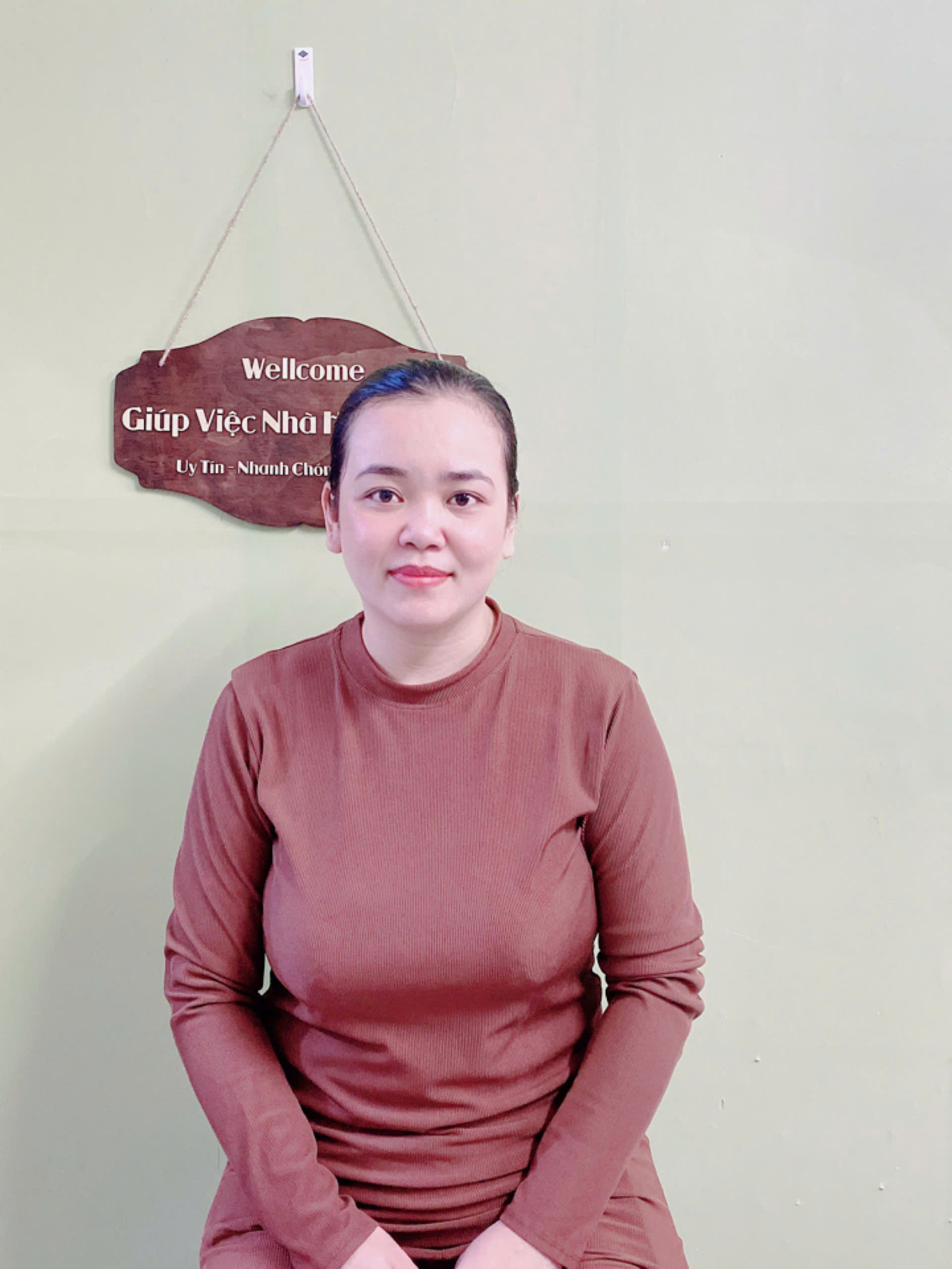 EM TÌM VIỆC LÀM DÙM CHO CHỊ NGỌC LAN - SN 1993 - QUÊ TIỀN GIANG