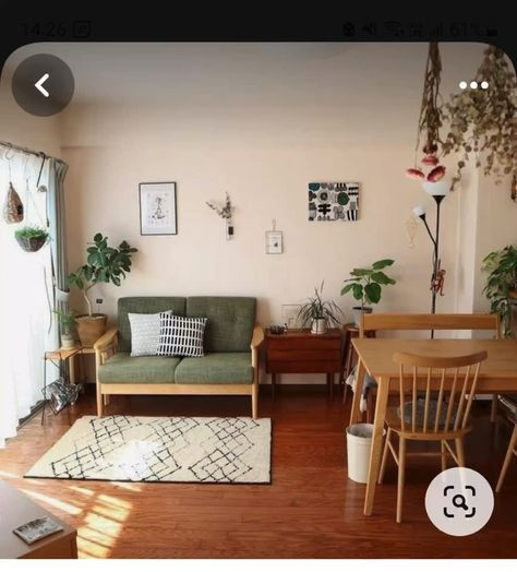 Cần tuyển một chị giúp việc nhà nấu ăn ,dọn dẹp nhà cửa lương tháng 10 triệu