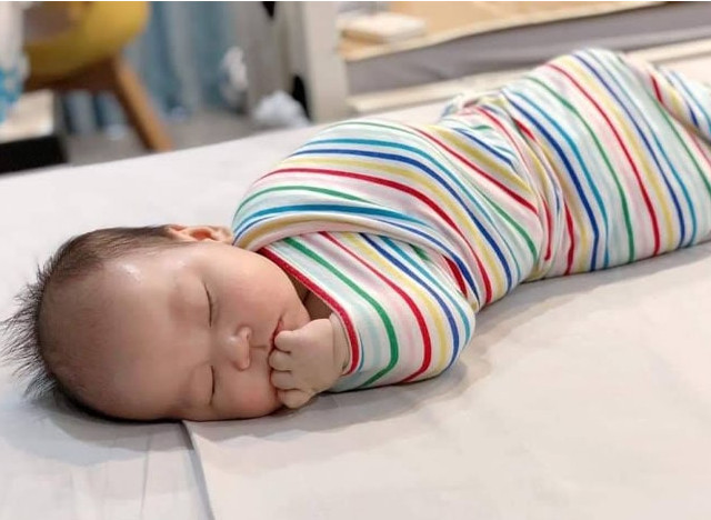 TÌM CHỊ CHĂM BÉ 1 THÁNG TUỔI - Q.7 - LƯƠNG 11TR