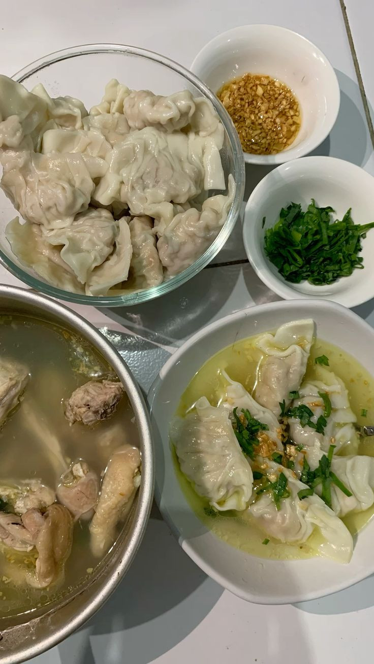 Hôm nay em cần tìm gấp 1 chị giúp việc nhà đi làm bao ăn ở lại tại quận 8 , lương cao