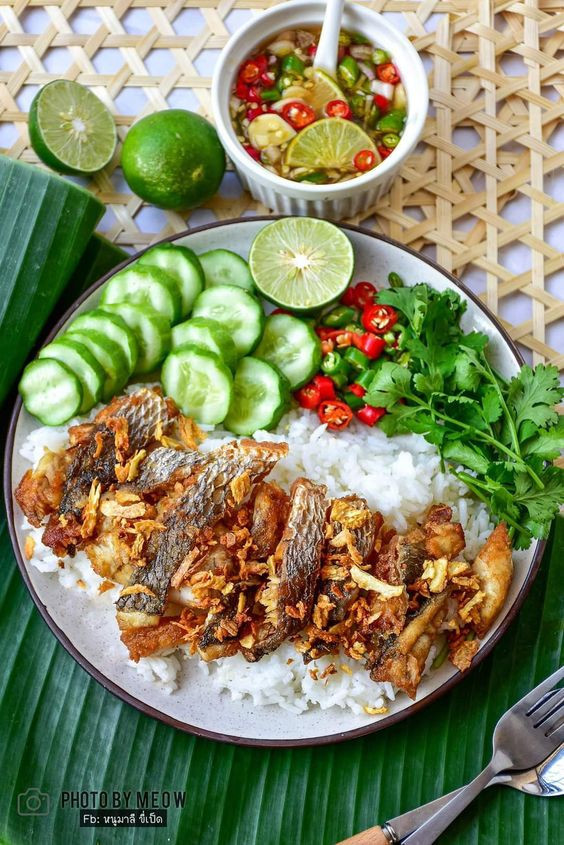 Tuyển gấp 1 cô chuyên dọn dẹp nhà cửa đi làm bao ăn ở lại ạ