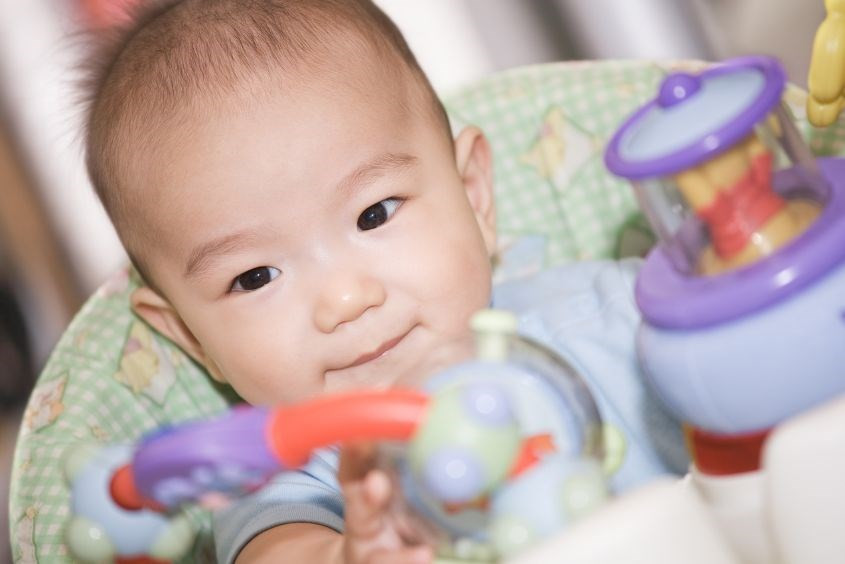 Hằng Ngày Đều Bận Rộn Đi Làm Nên Muốn Tìm Chị Phụ Chăm Bé Với Vợ Ở Quận 2