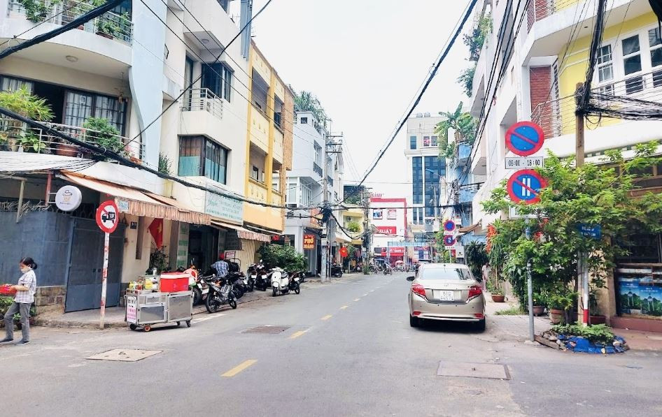 NGAY NGUYỄN KIỆM- PHÚ NHUẬN, EM CẦN GẤP CÔ GIÚP VIỆC NHÀ (BAO ĂN Ở)