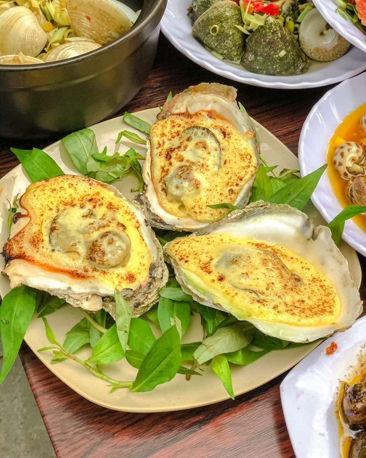 Cô nào cảm thấy phù hợp với gia đình em thì gọi trực tiếp cho em nha