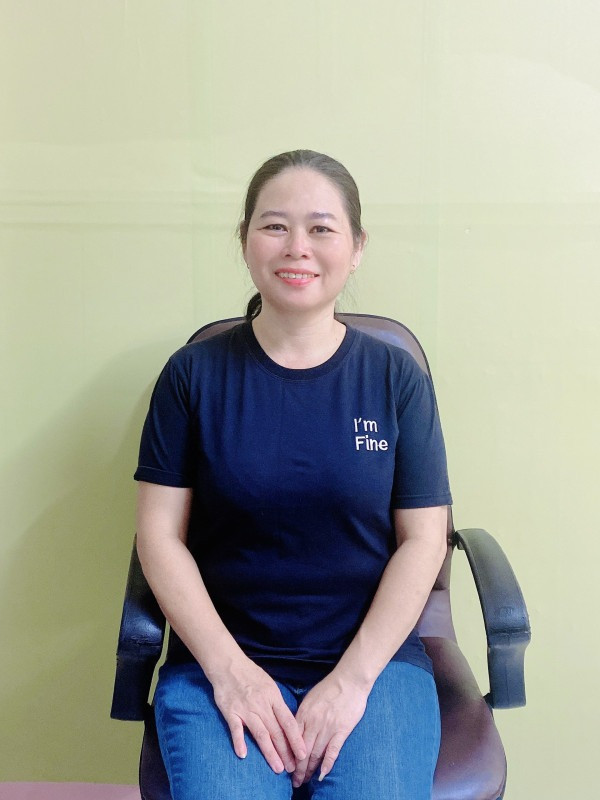 Chị Nguyễn Thị Hồng Phương - 50 Tuổi - Quê Miền Trung .